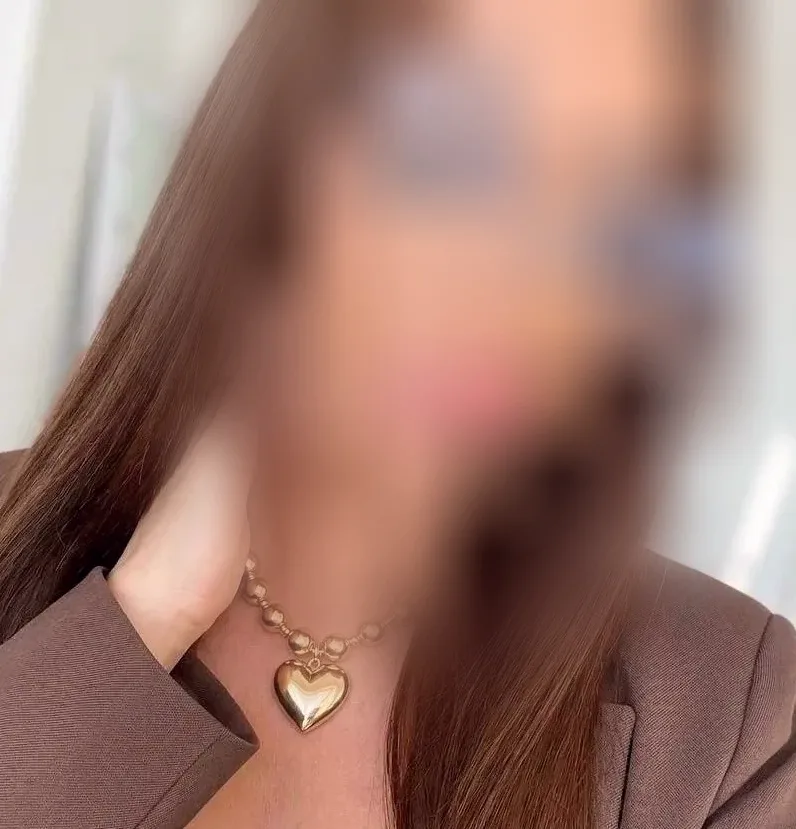 Ela, 36