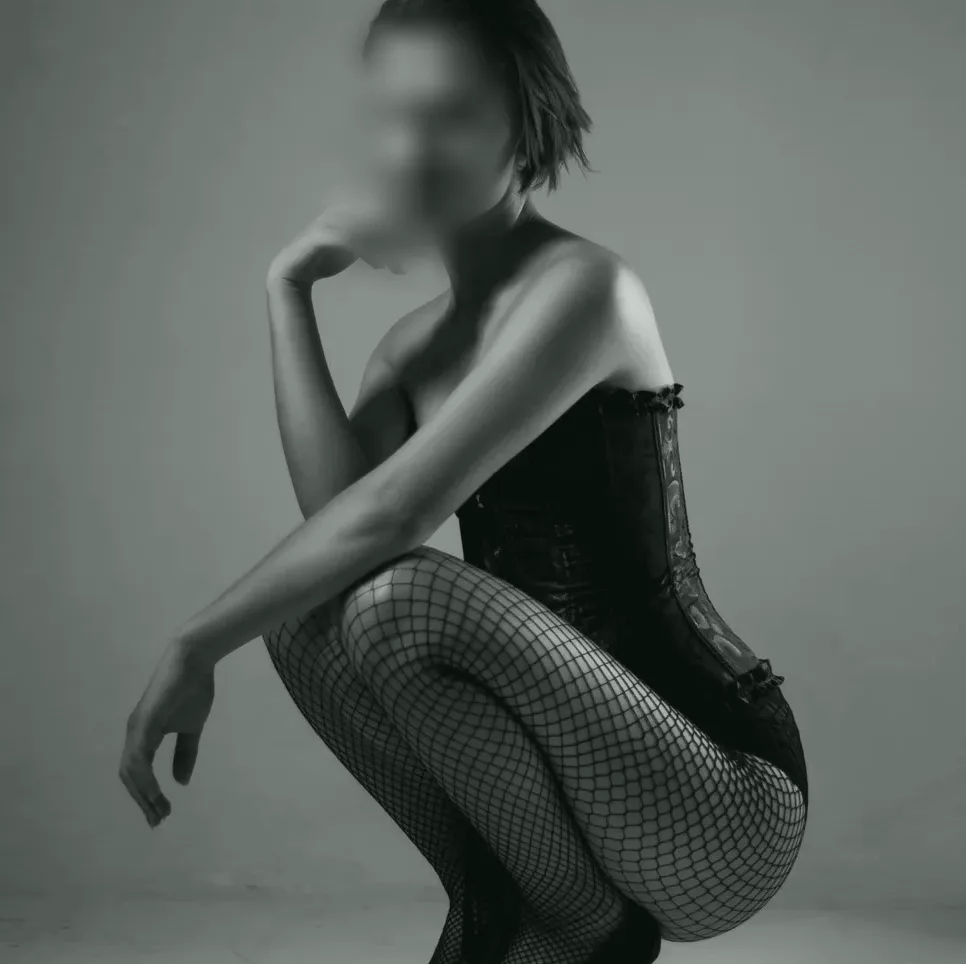 Emily, 20