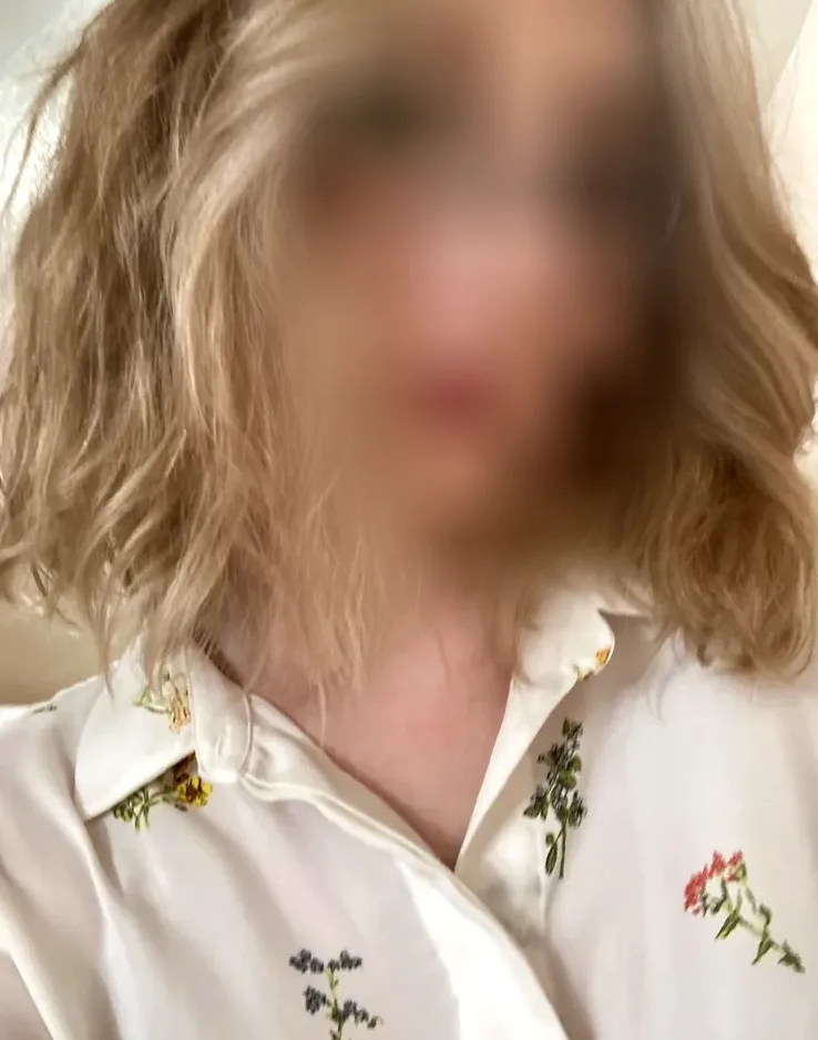 Linda, 33