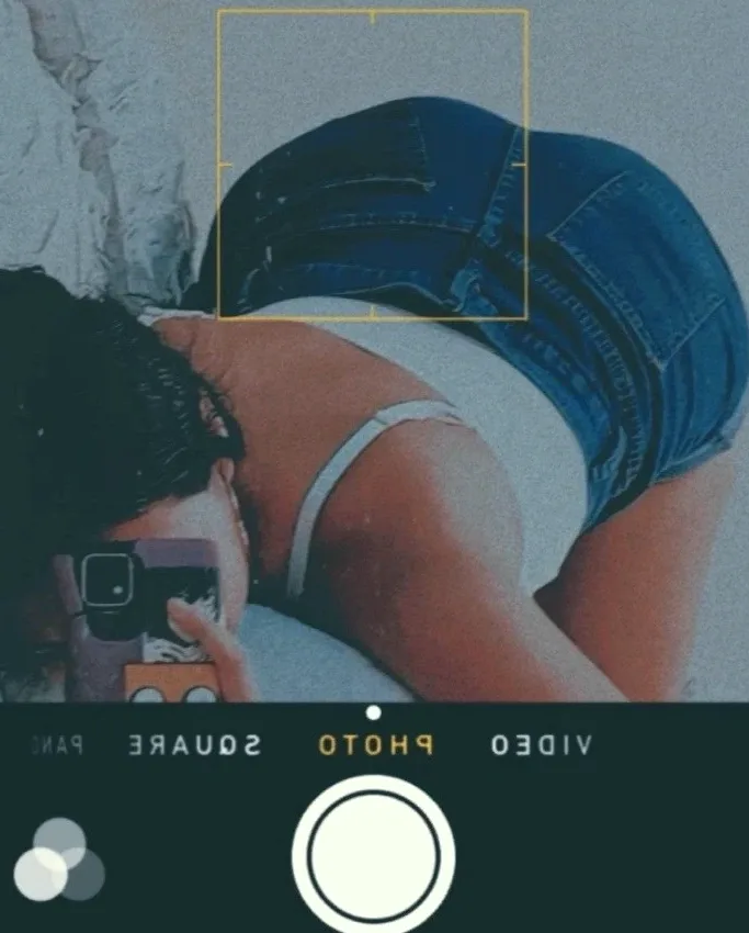 Nadine, 36